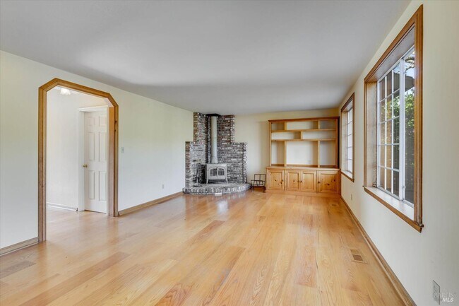 Building Photo - 20 Rosedale Rd