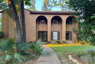 Building Photo - 11814 Cypresswood Dr