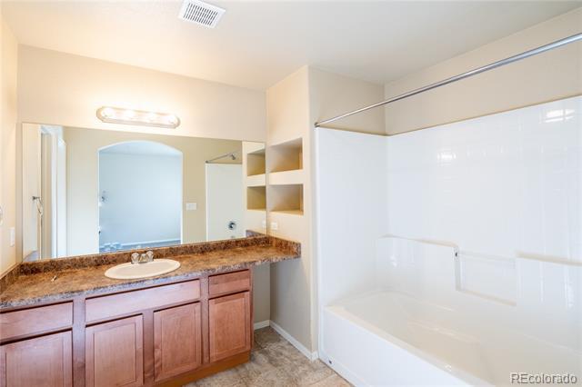 Building Photo - 4910 Pearl Kite View