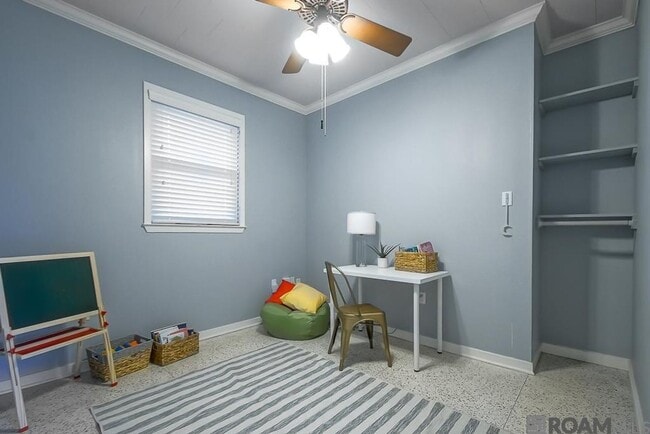 Building Photo - Mid-City Luxury Rental – 4 Bed / 3 Bath