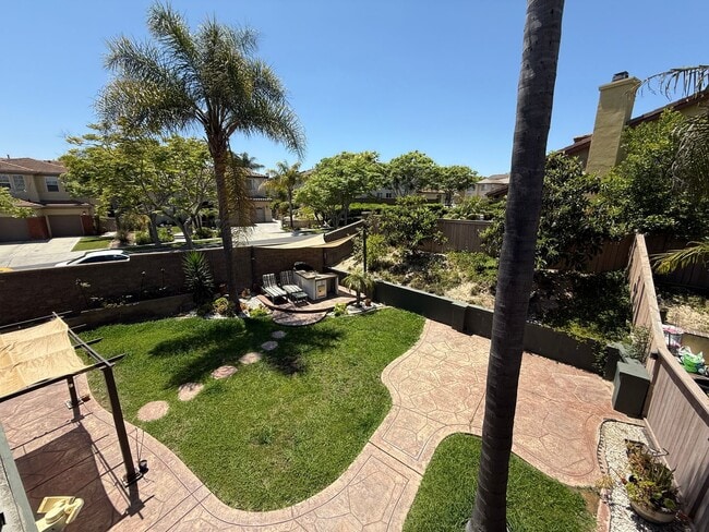 Building Photo - Luxury 5 Bedroom, 4.5 Bath Home in Otay Ra...