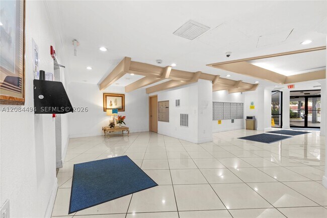 Building Photo - 1200 NE Miami Gardens Dr