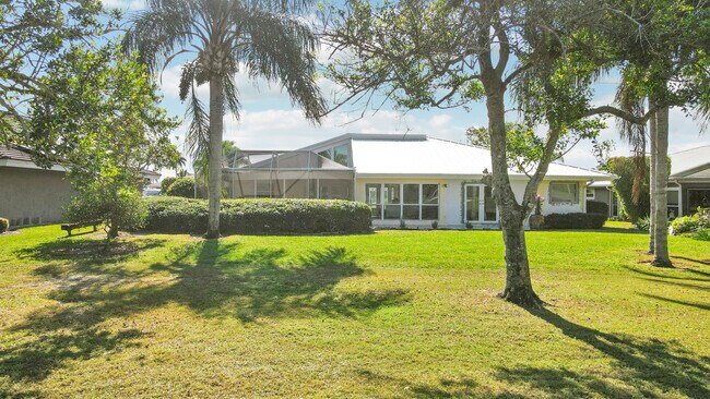 Building Photo - 13760 Sand Crane Dr