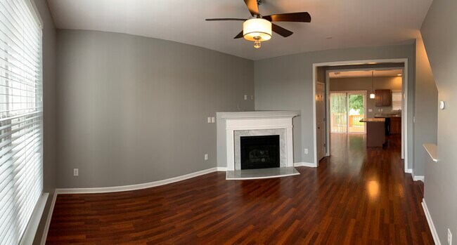 Building Photo - 2164 Persimmon Ridge Dr