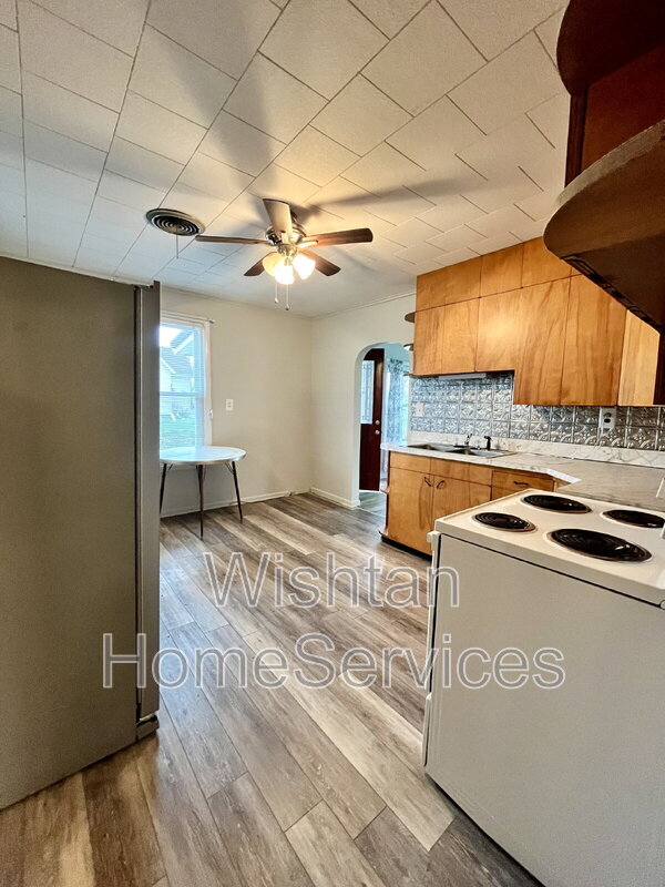 Building Photo - 2545 N Co Rd 1740
