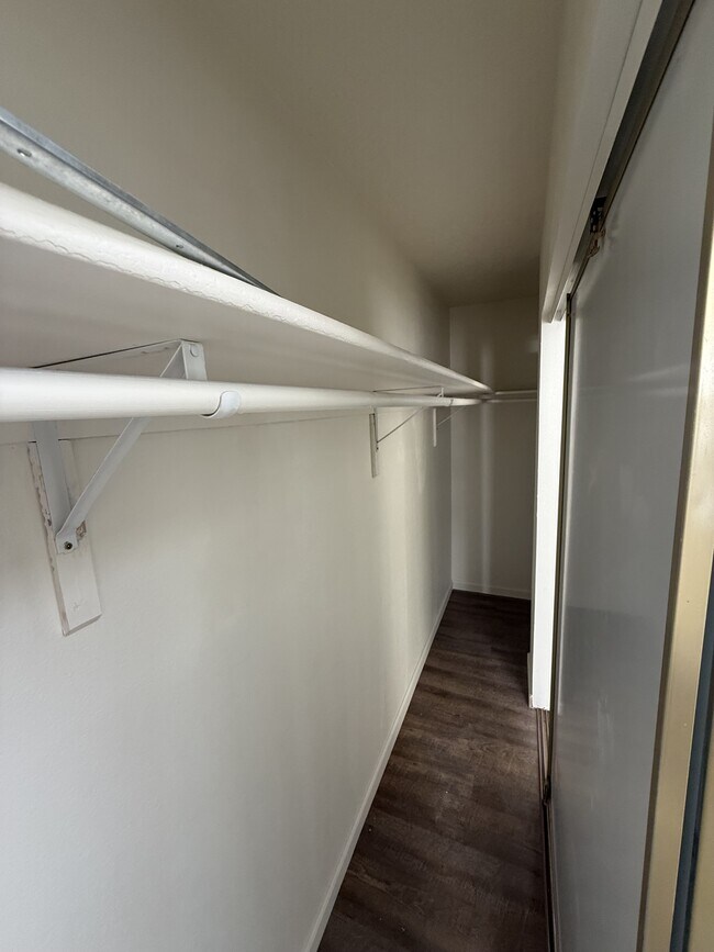 Building Photo - 5408 Jasons Way NE