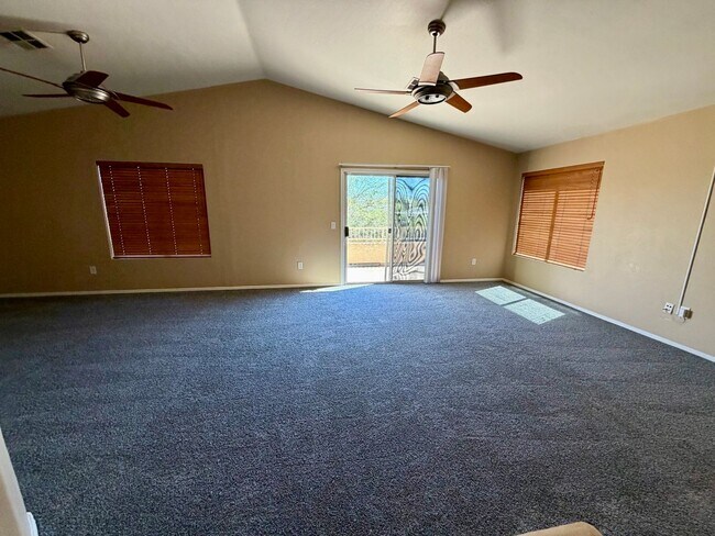 Building Photo - spacious 4-bedroom, 3-bathroom house is perfect for those looking for a comfortable and convenien...