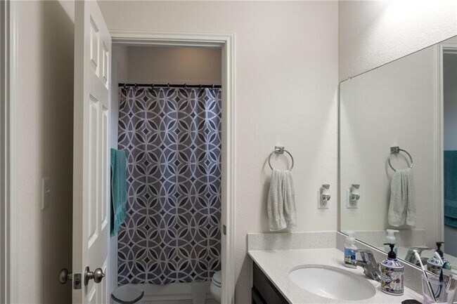 Building Photo - 9109 Garnet Dr