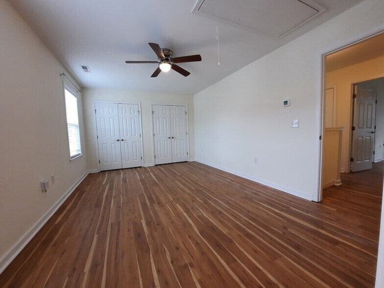 Building Photo - 1025 Baldwin Commons Dr