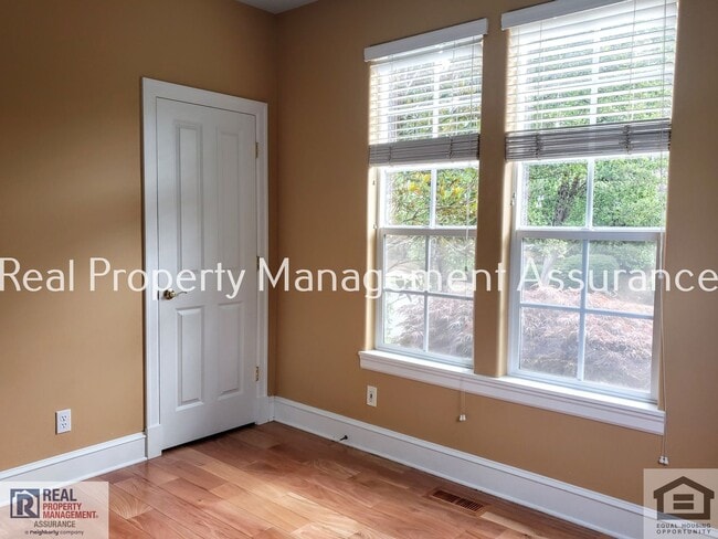 Building Photo - 12781 NW Forest Spring Ln