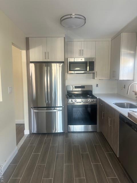 Building Photo - 30-32 33rd St