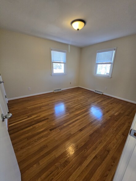 Building Photo - 20716 Vernetta Ln