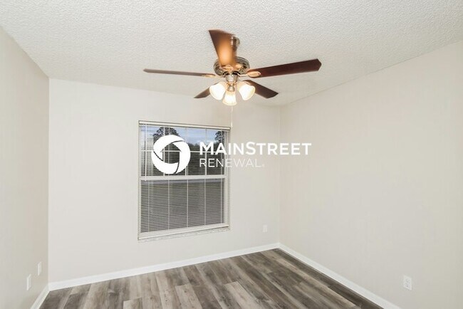 Building Photo - 3 Bedroom Pet-Friendly Home in VERO BEACH,...