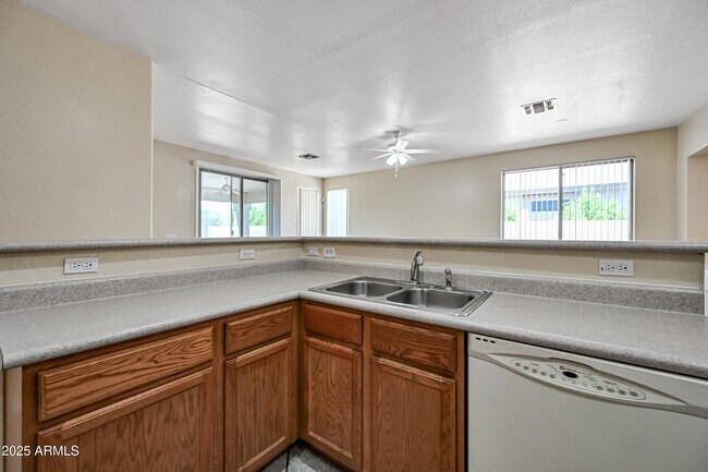 Building Photo - 19512 N 61st Ln