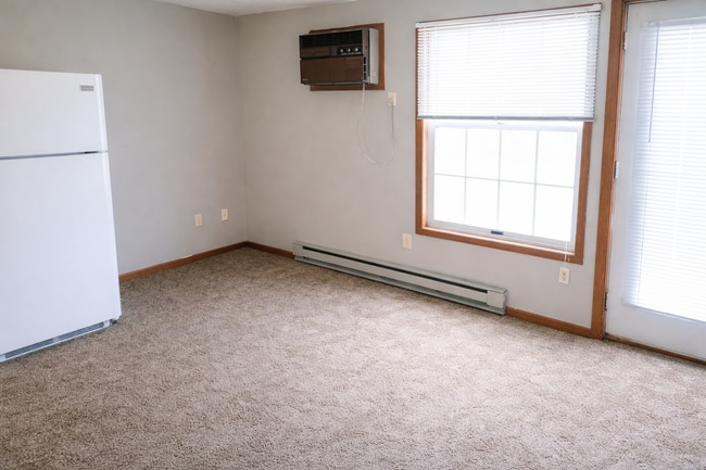 Interior Photo - Uptown West