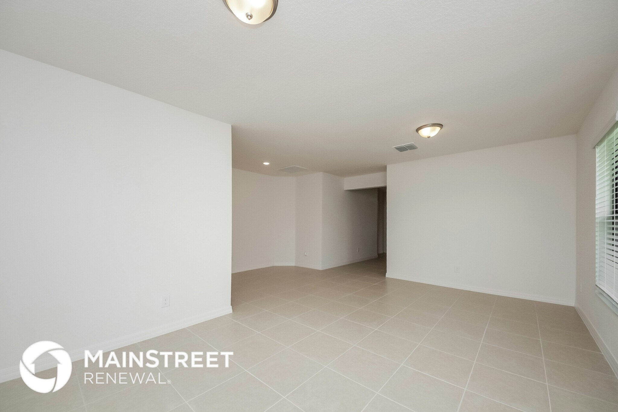 Building Photo - 1463 Swan Lake Cir