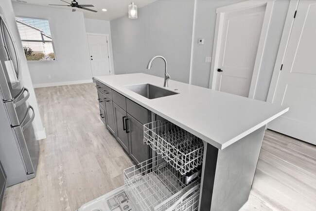 Building Photo - Stylish & Move-In Ready Homes in the Desir...