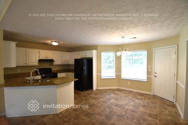 Building Photo - 210 Lakefront Dr