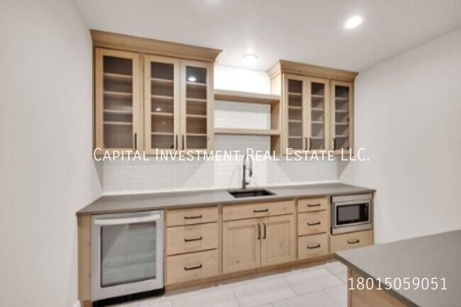 Building Photo - 2733 Urban Ridge Rd