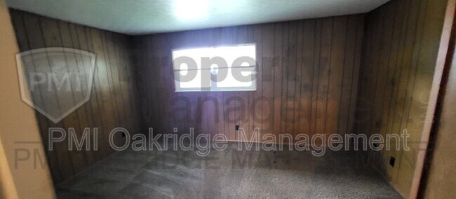 Building Photo - 1531 Spruce Ave