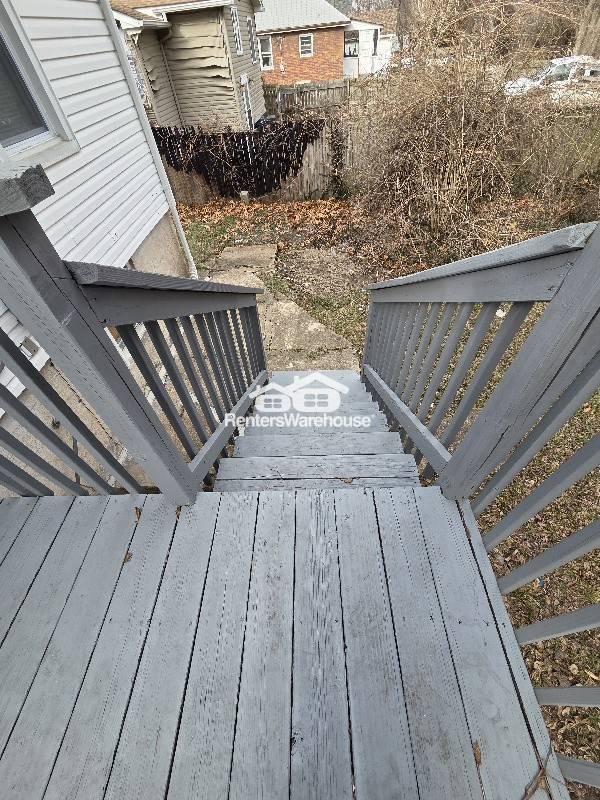 Building Photo - 8711 Alva Ave