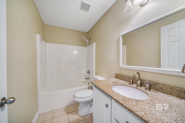 Building Photo - 16955 Heartland Cir