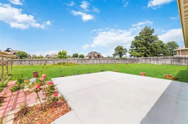 Building Photo - 19029 Villa Ln