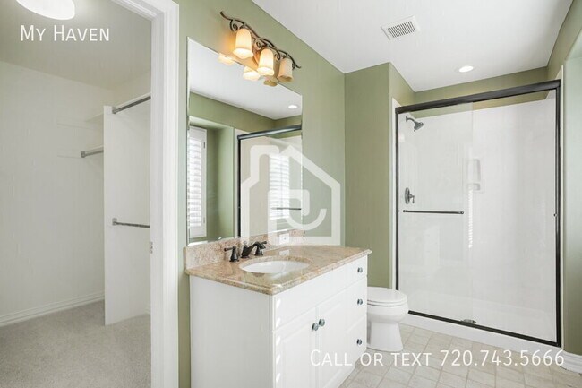 Building Photo - 2064 S Robb Way