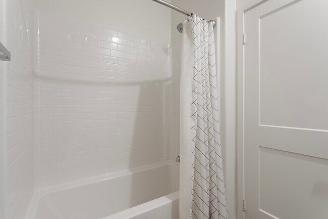 Building Photo - 839 Cranberry Way