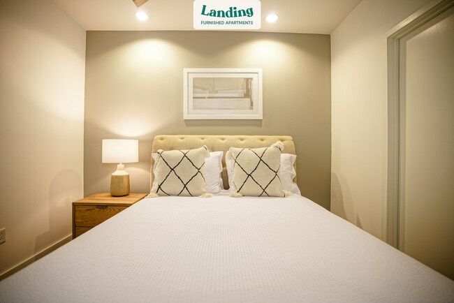 Building Photo - 120 19th St N