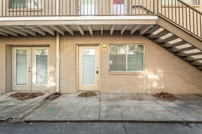 Building Photo - 4931 Junius St