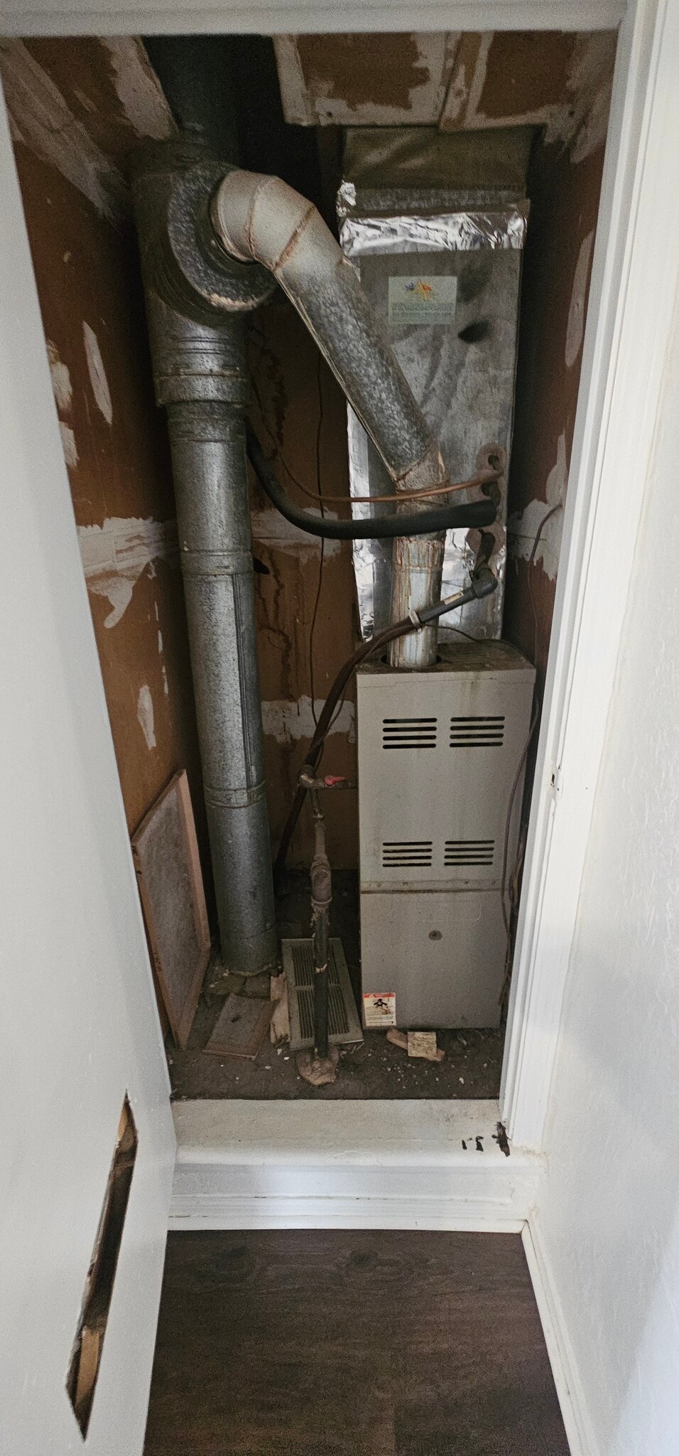 Building Photo - 711 N 70th St