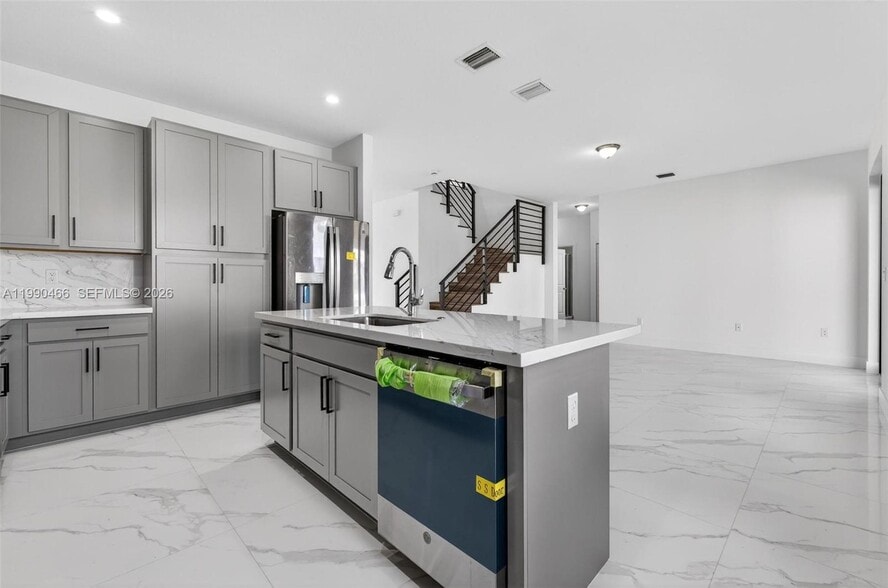 Building Photo - 15441 SW 20th Ln