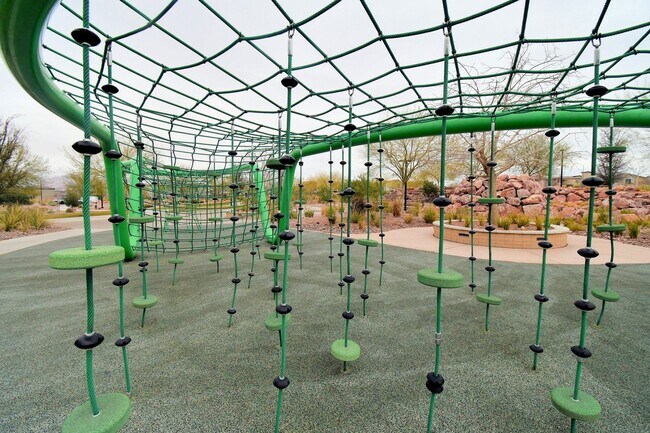 Building Photo - 340 Cadence Vista Dr