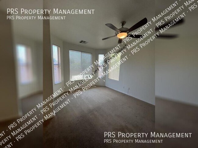 Building Photo - 4135 E Bellerive Dr