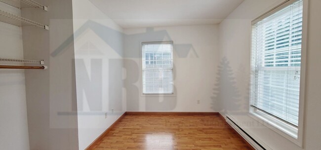 Building Photo - Gorgeous 2 bd House near Point Defiance an...