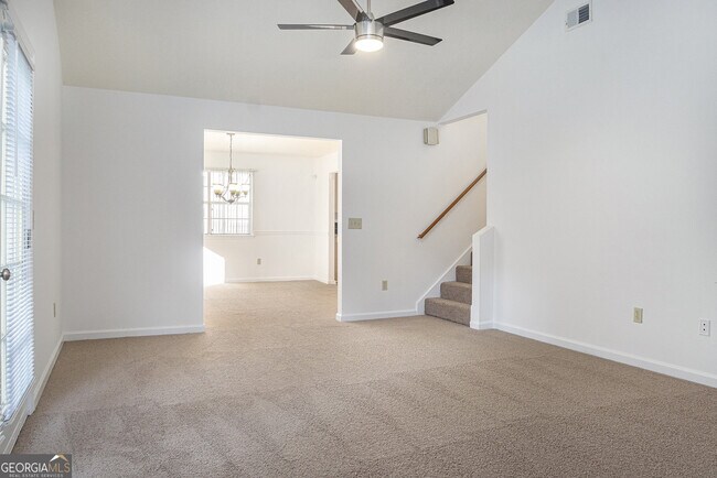 Building Photo - 1331 Baywood Glen