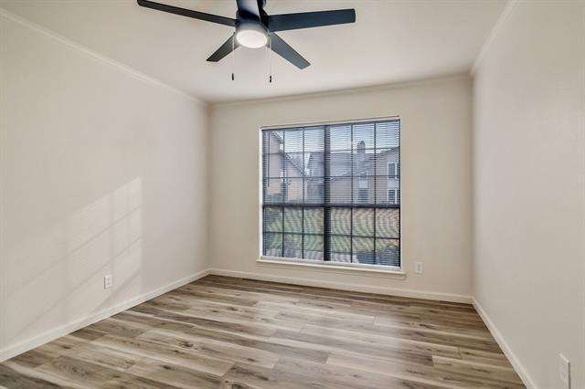 Building Photo - 352 W Harwood Rd