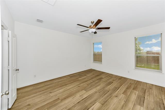 Building Photo - 2600 Starwater Dr
