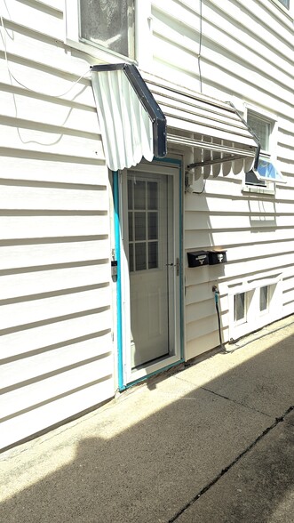 Building Photo - 201 Lovering Ave