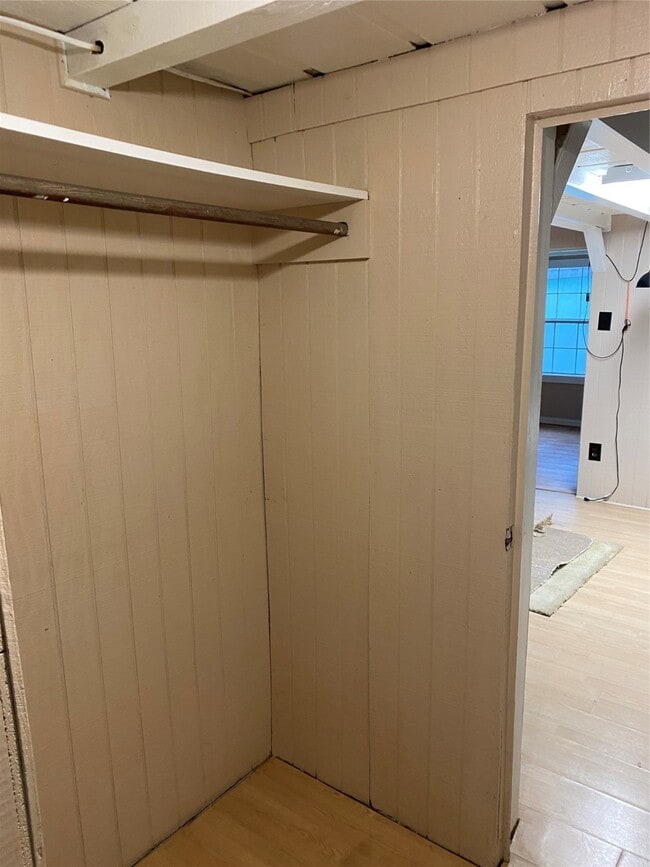 Building Photo - 3300 Elks Dr