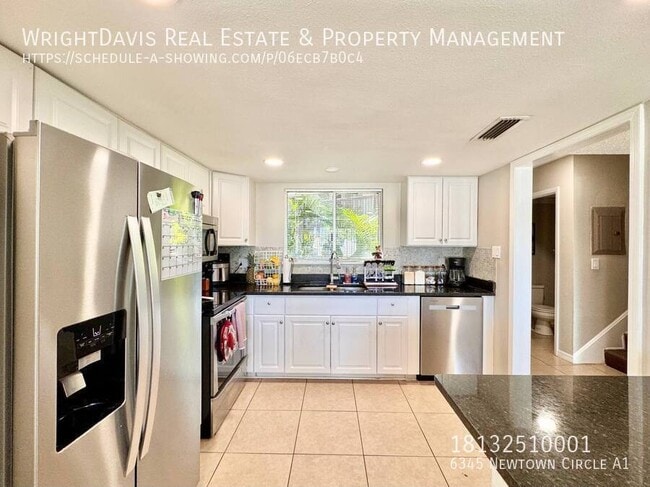 Building Photo - 6345 Newtown Cir