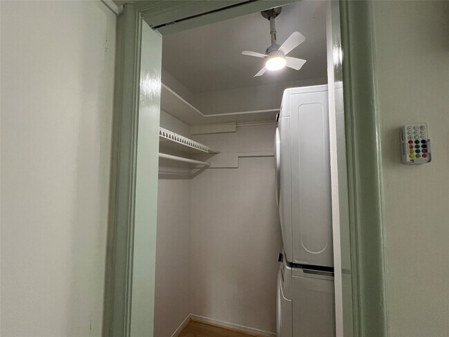 Building Photo - 5216 Arboles Dr