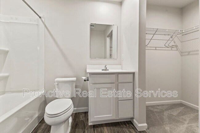 Building Photo - 95 Manilla Cir