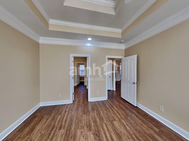 Building Photo - 636 Osborne Ln