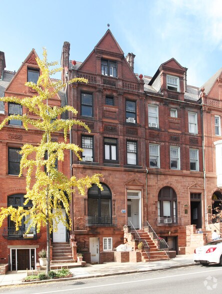 Primary Photo - 1018 N Calvert St