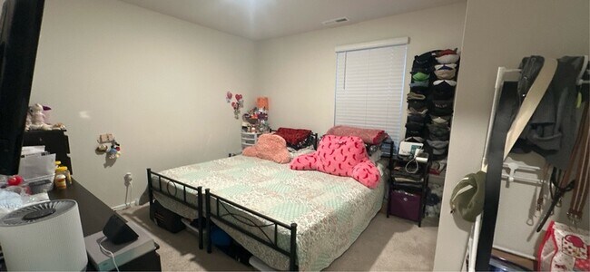 Building Photo - 477 Himalaya St. NE