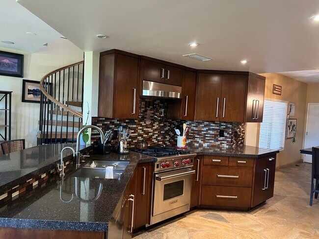 Building Photo - 38145 Crocus Ln