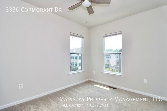 Building Photo - 2022 New Construction Townhome in Watershe...