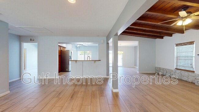 Building Photo - 406 47th St NW